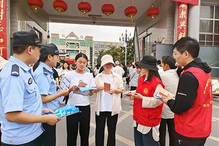 沃诺克谈埃利奥特造点：万-比萨卡和其他队友没争辩，铁定是点球